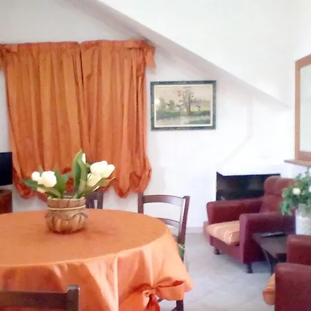 2 Bedrooms House With Sea View And Enclosed Garden At Torretta Granitola Mazara del Vallo